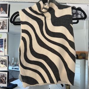 Zara Navy and Cream Zebra Print Sleeveless Turtleneck